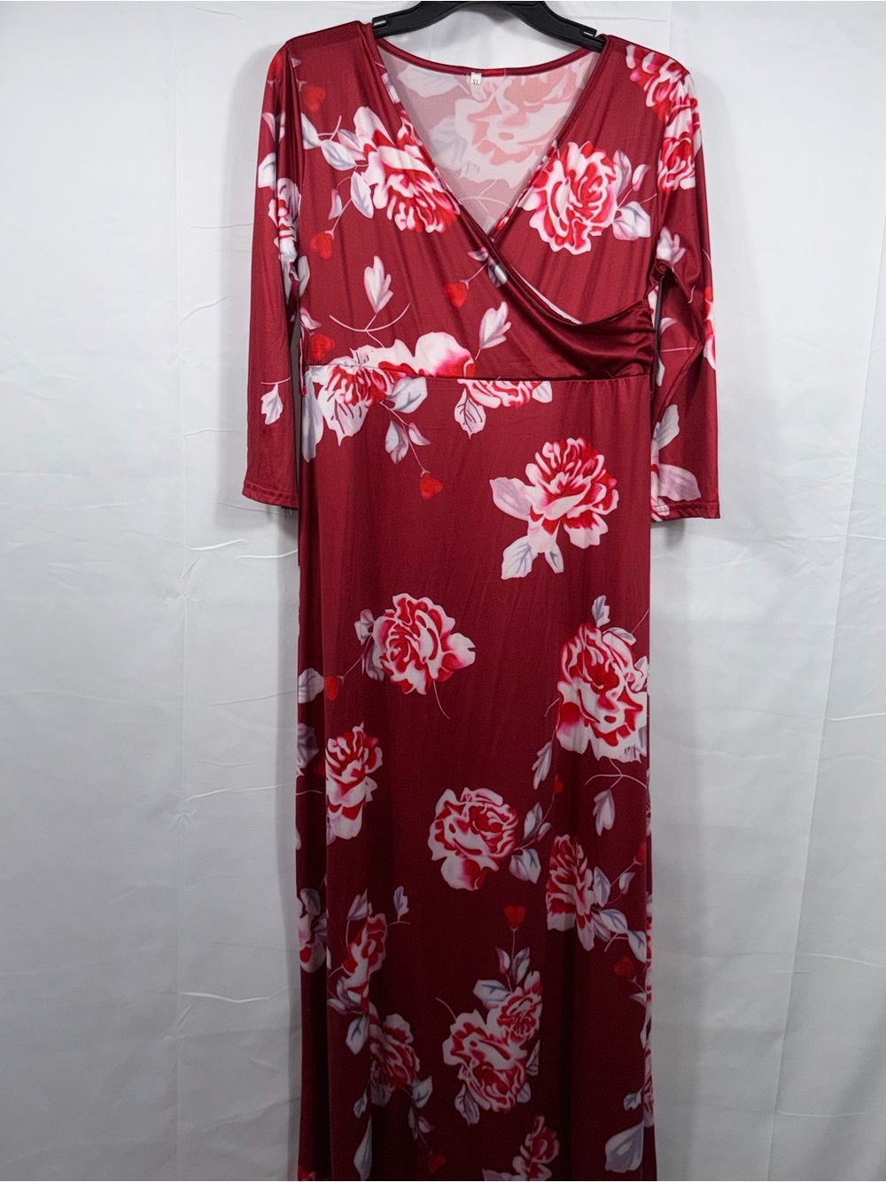 XL Floral Maxi Dress with V-Neck and 3/4 Sleeves